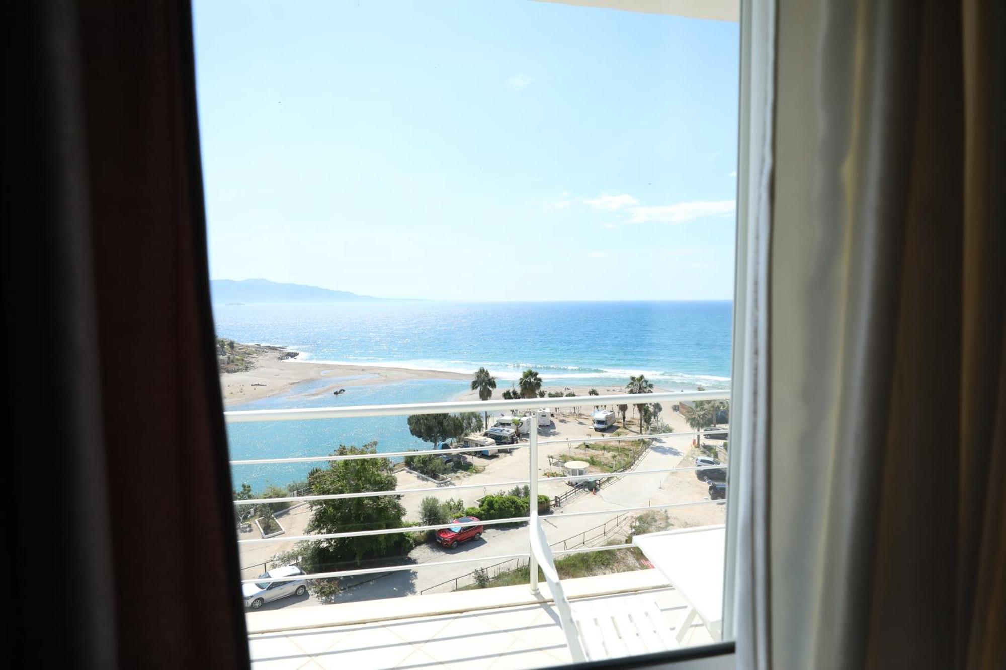 Blue Bay Apartments Saranda Extérieur photo