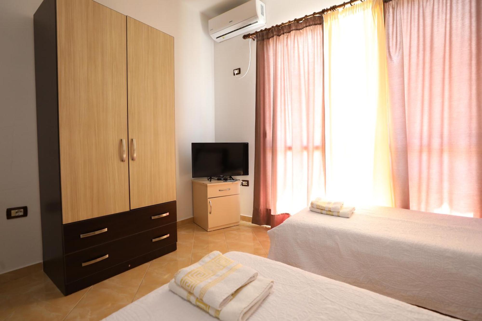 Blue Bay Apartments Saranda Extérieur photo